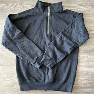 Gildan Sweater Size S